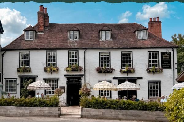 The Running Horses Hotel Mickleham Exterior foto